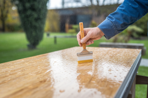 Panneau OSB extérieur pluie : comment protéger vos panneaux