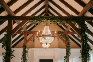 Comment Habiller un Plafond Entre les Poutres : 5 Solutions